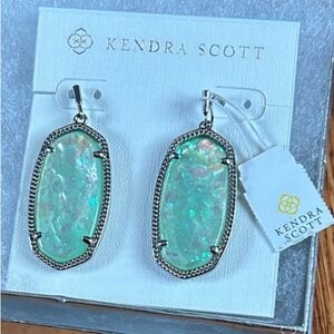 Kendra Scott Mint Green Iridescent Earrings in Silver